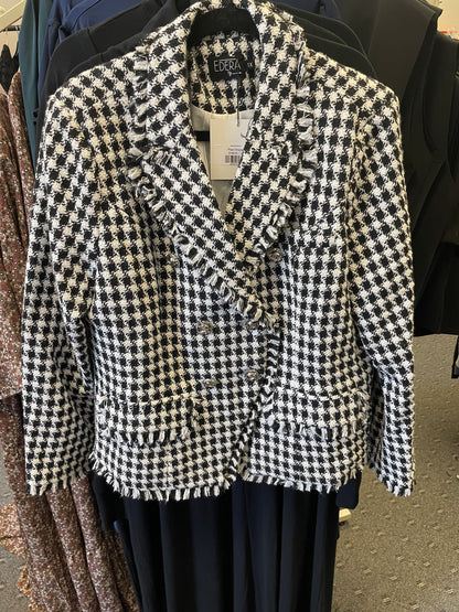 Plus size plaid blazer