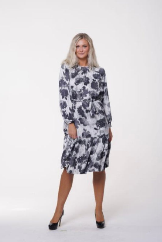 Abstract Floral Low Ruffle Dress - The Perfect Fitt